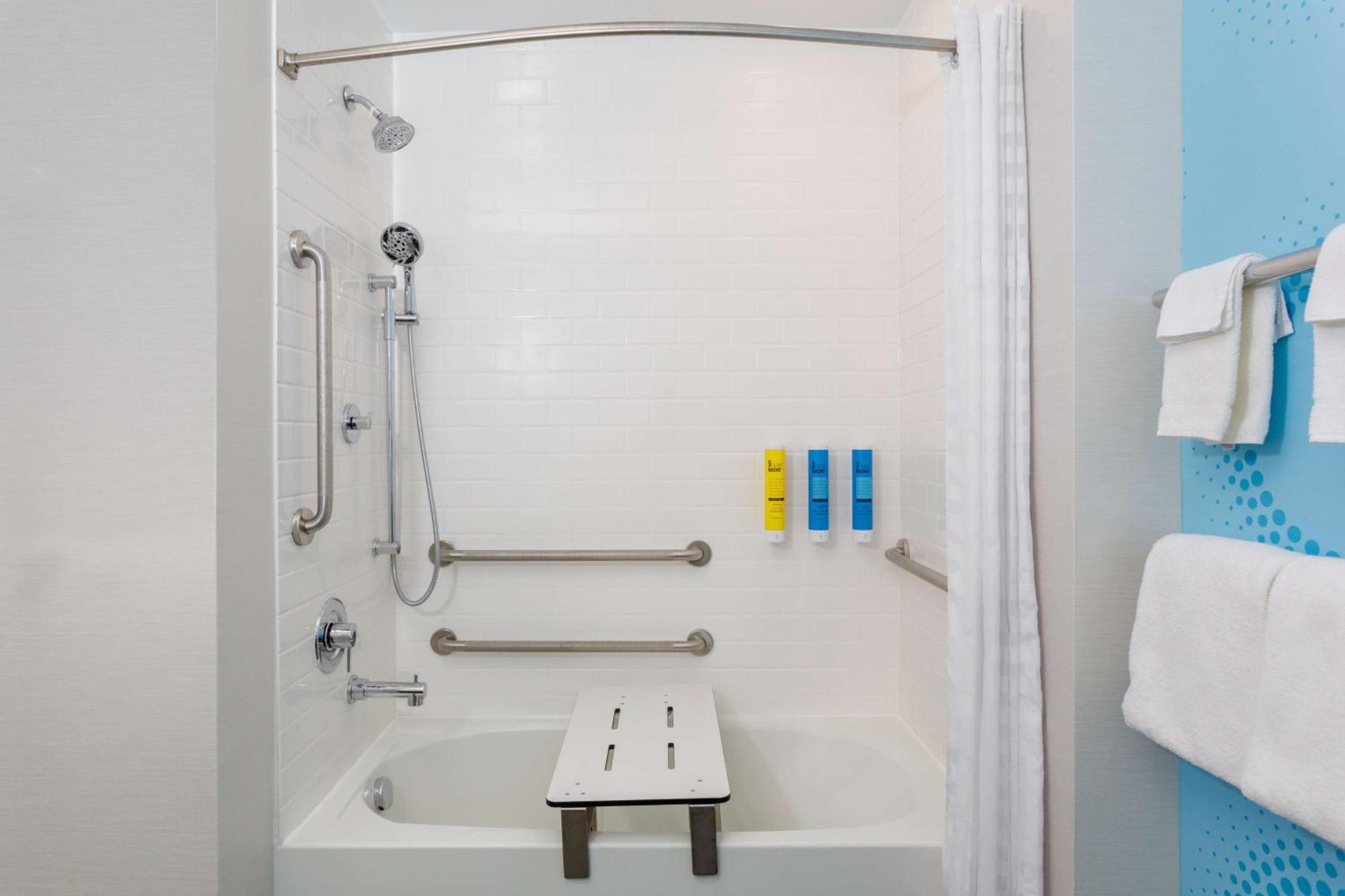 Tru By Hilton Panama City Beach Upper Grand Lagoon Экстерьер фото